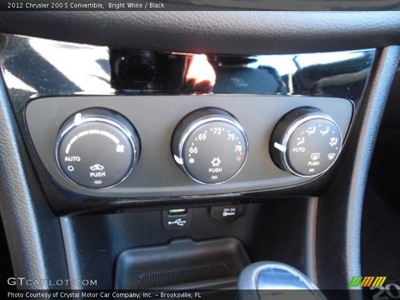 Bright White / Black 2012 Chrysler 200 S Convertible