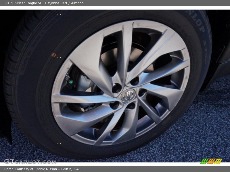 Cayenne Red / Almond 2015 Nissan Rogue SL