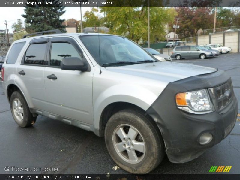 Front 3/4 View of 2009 Escape XLT 4WD