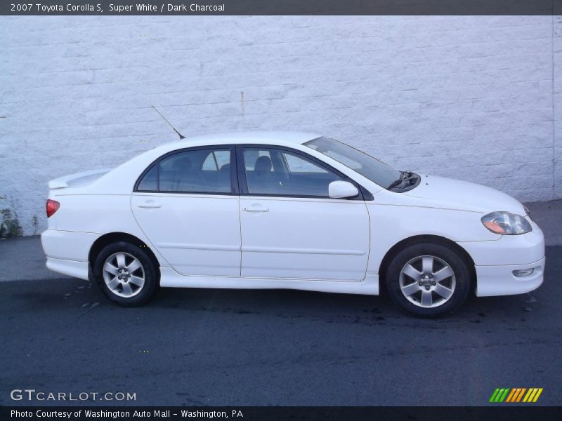 Super White / Dark Charcoal 2007 Toyota Corolla S