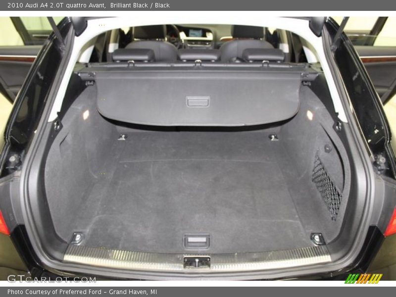 Brilliant Black / Black 2010 Audi A4 2.0T quattro Avant