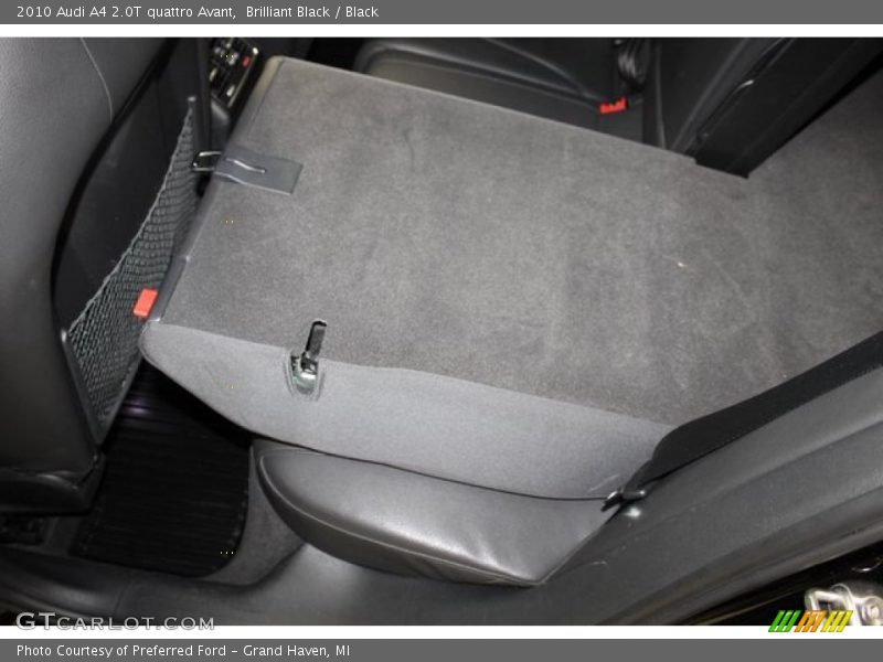 Brilliant Black / Black 2010 Audi A4 2.0T quattro Avant
