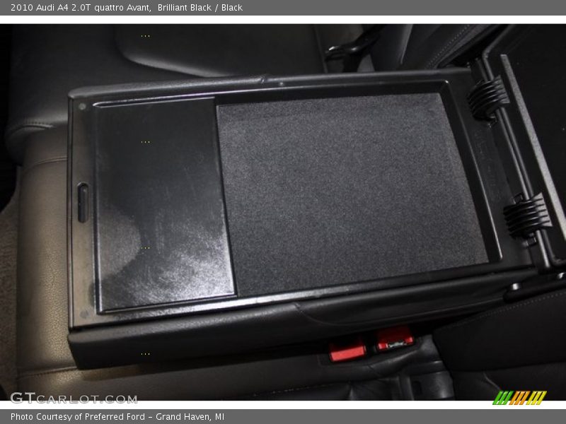 Brilliant Black / Black 2010 Audi A4 2.0T quattro Avant