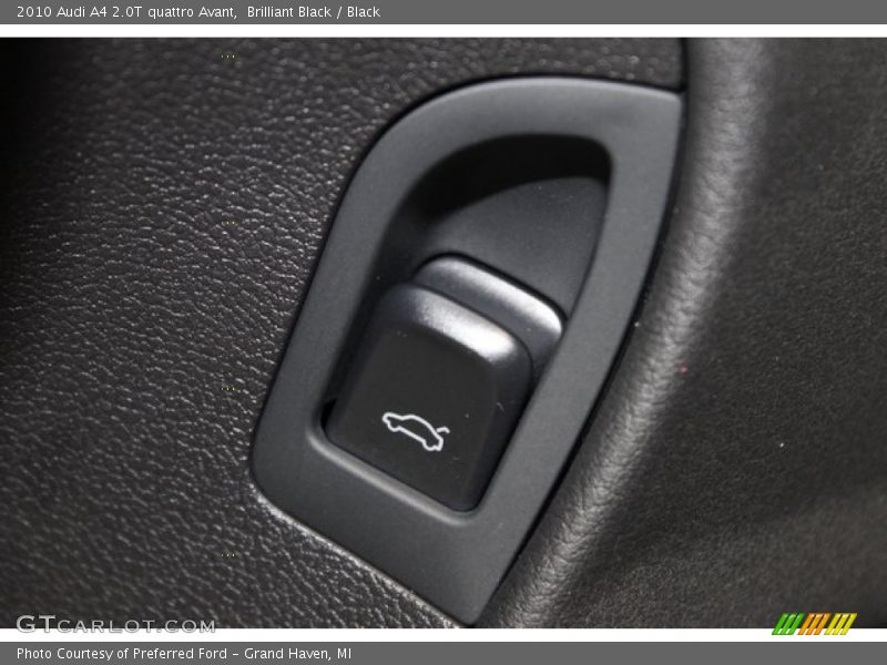 Brilliant Black / Black 2010 Audi A4 2.0T quattro Avant