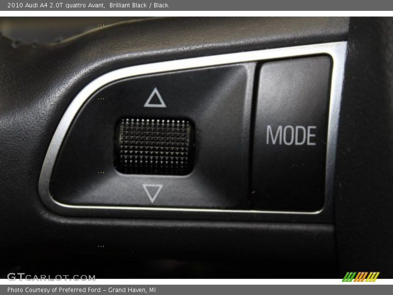 Brilliant Black / Black 2010 Audi A4 2.0T quattro Avant
