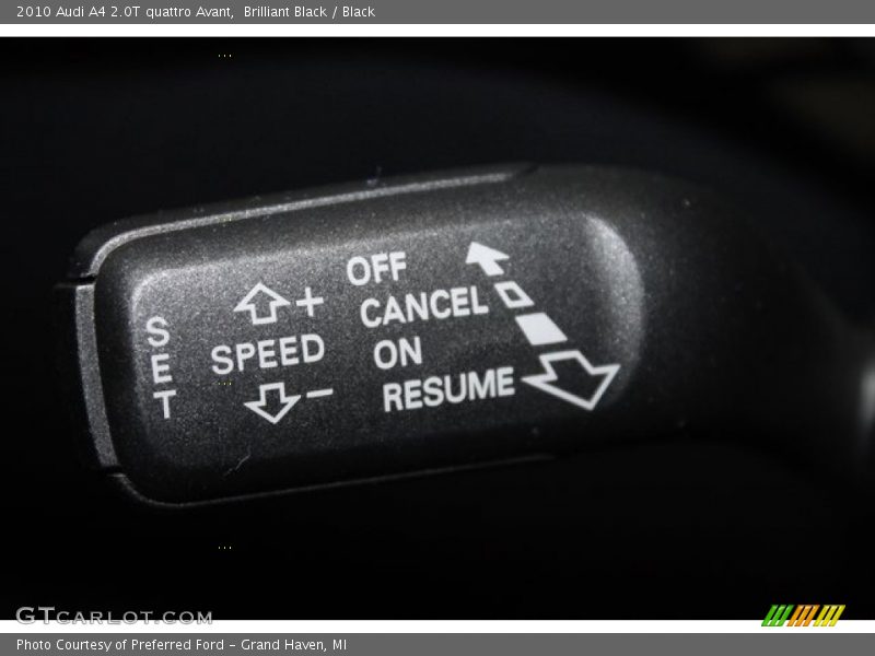 Brilliant Black / Black 2010 Audi A4 2.0T quattro Avant