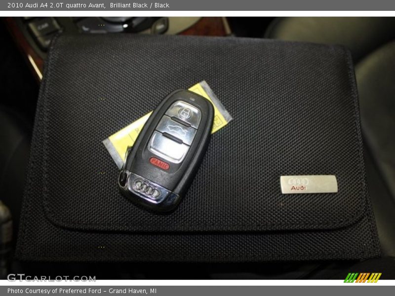 Brilliant Black / Black 2010 Audi A4 2.0T quattro Avant
