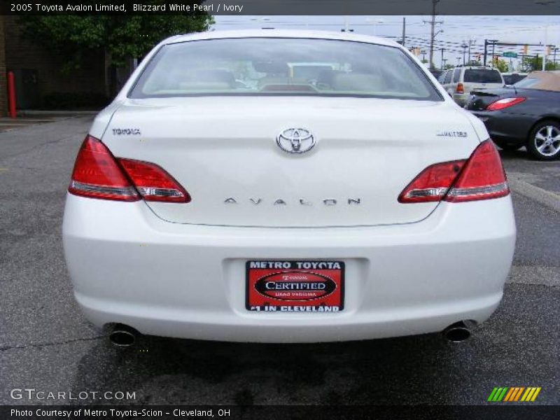 Blizzard White Pearl / Ivory 2005 Toyota Avalon Limited