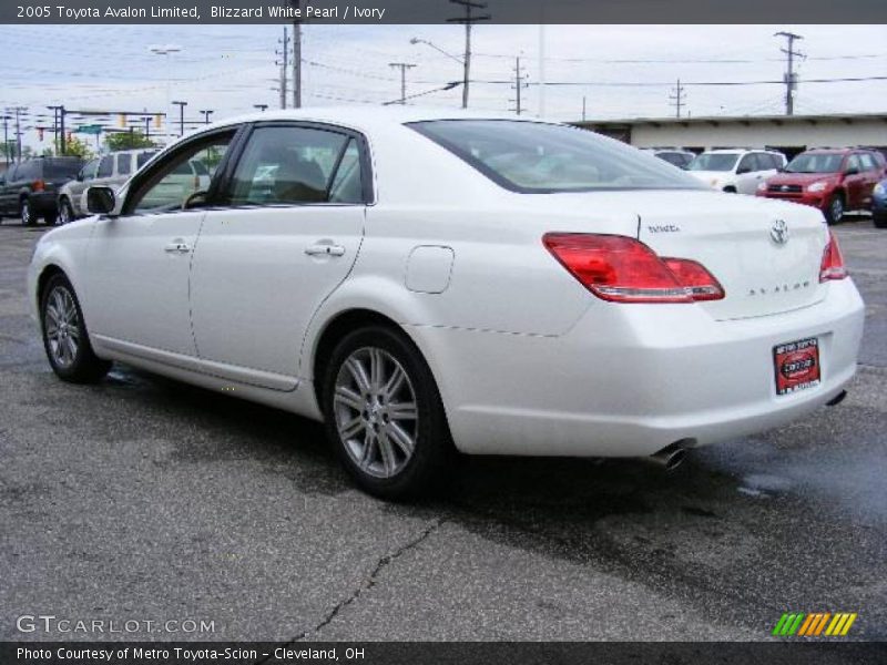 Blizzard White Pearl / Ivory 2005 Toyota Avalon Limited