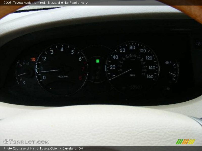 Blizzard White Pearl / Ivory 2005 Toyota Avalon Limited