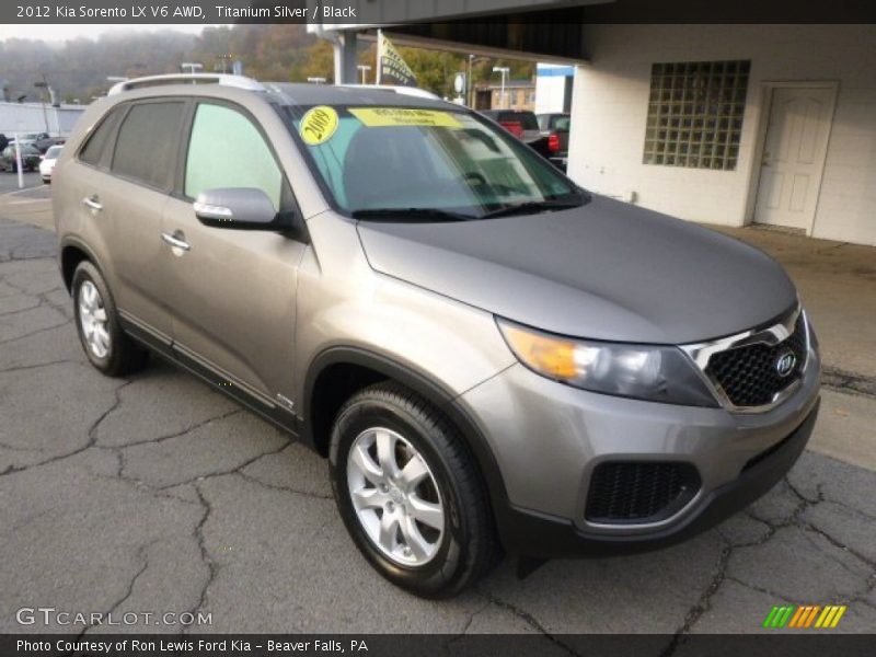 Front 3/4 View of 2012 Sorento LX V6 AWD