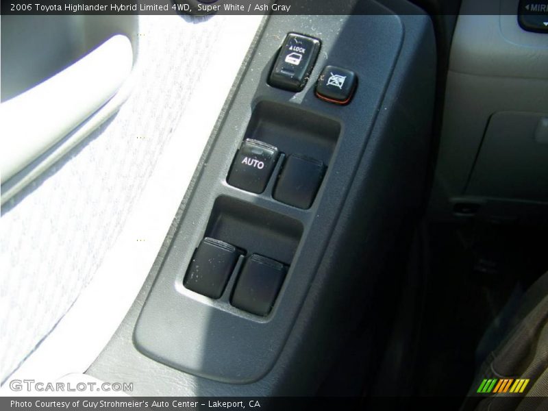 Super White / Ash Gray 2006 Toyota Highlander Hybrid Limited 4WD