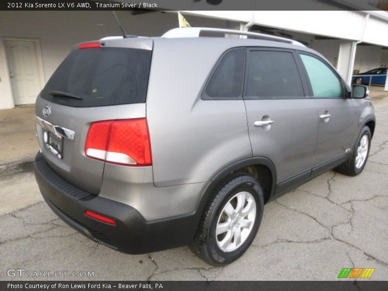Titanium Silver / Black 2012 Kia Sorento LX V6 AWD