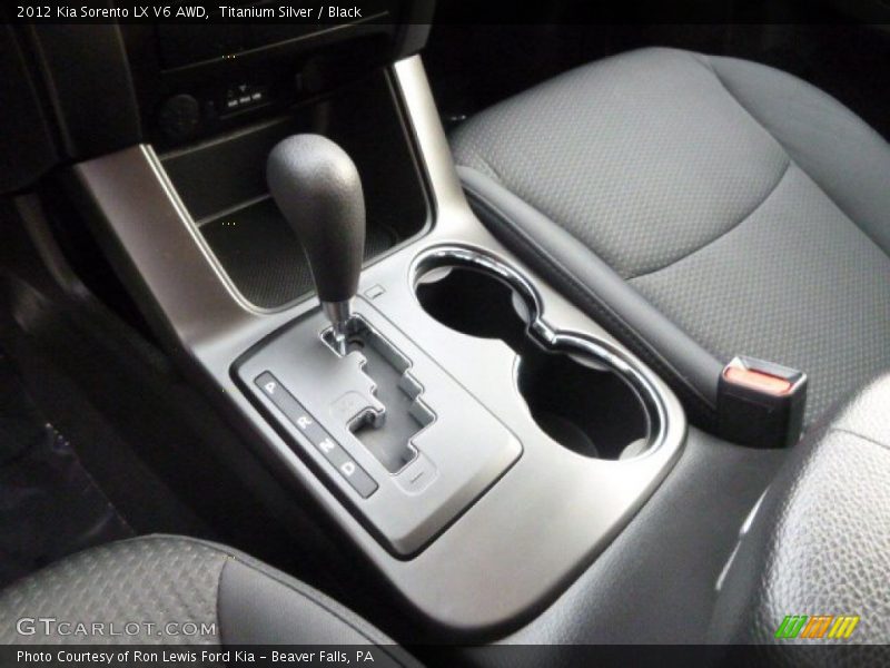 Titanium Silver / Black 2012 Kia Sorento LX V6 AWD