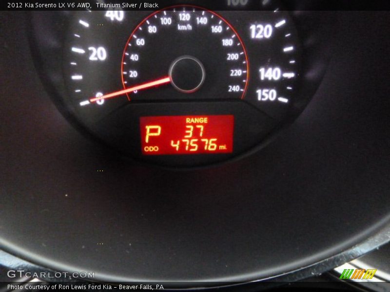 Titanium Silver / Black 2012 Kia Sorento LX V6 AWD