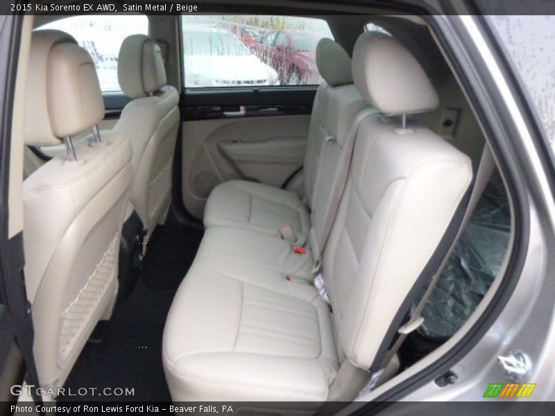 Rear Seat of 2015 Sorento EX AWD