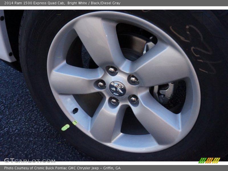 Bright White / Black/Diesel Gray 2014 Ram 1500 Express Quad Cab