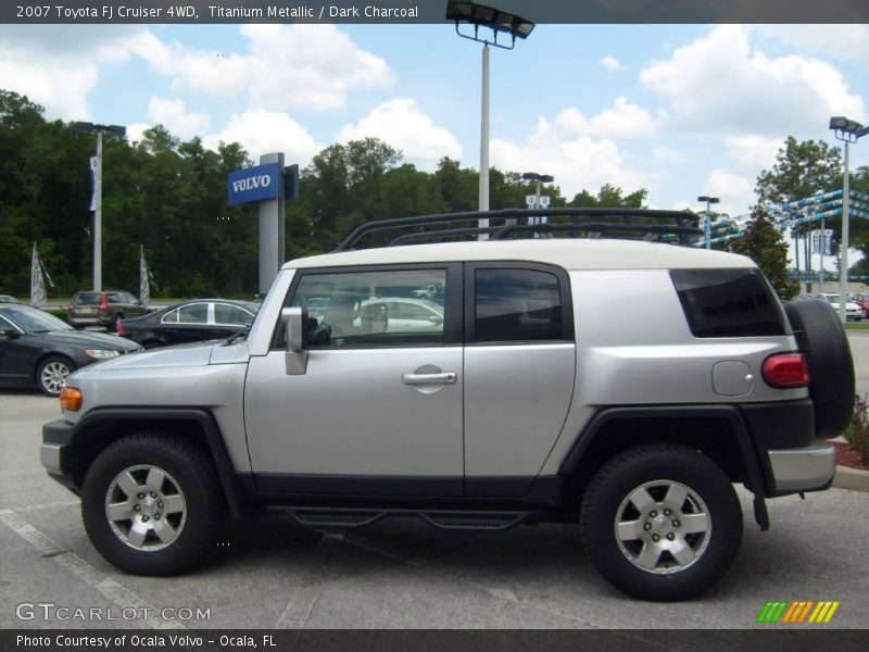 Titanium Metallic / Dark Charcoal 2007 Toyota FJ Cruiser 4WD