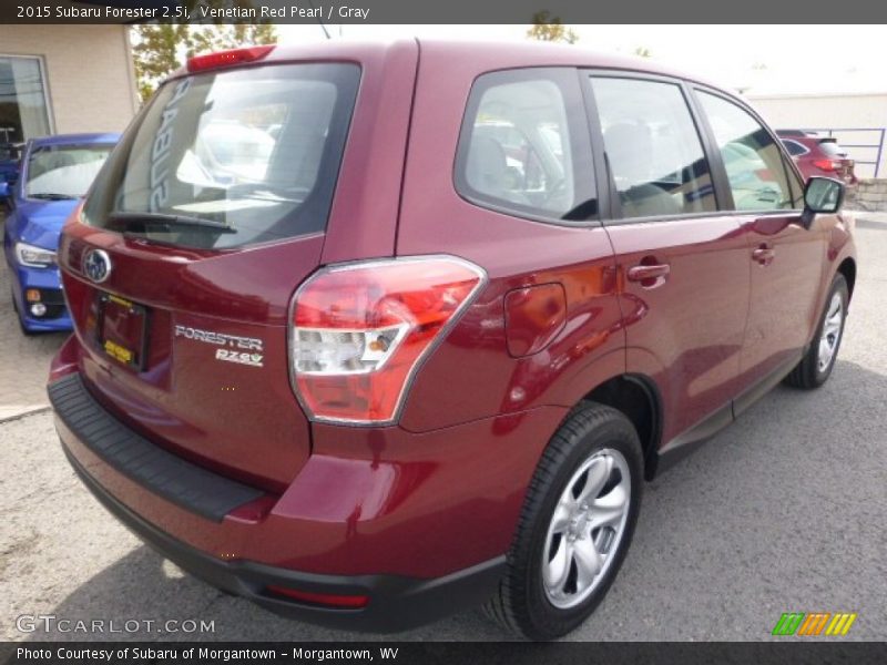 Venetian Red Pearl / Gray 2015 Subaru Forester 2.5i