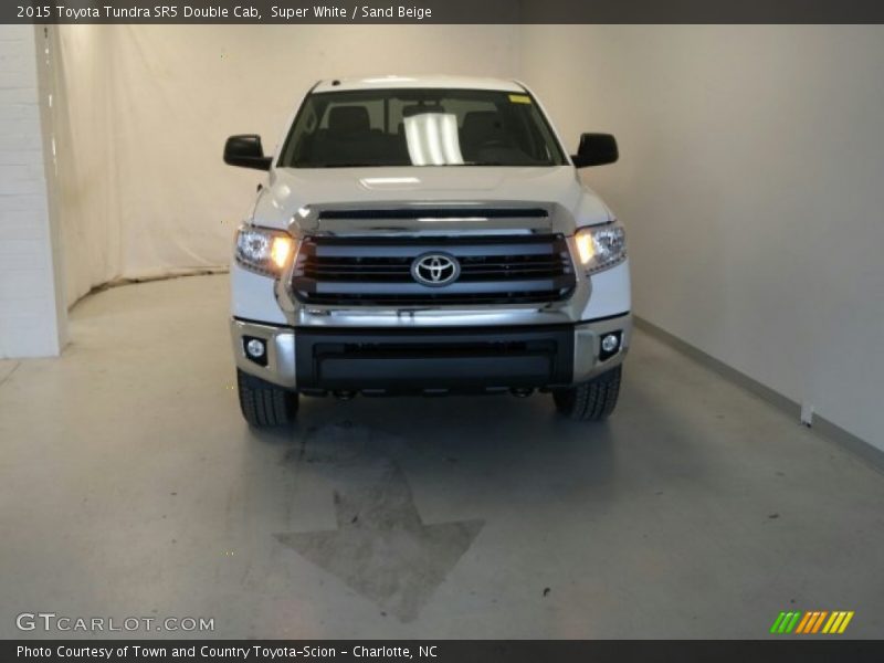 Super White / Sand Beige 2015 Toyota Tundra SR5 Double Cab