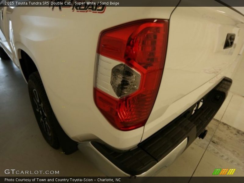 Super White / Sand Beige 2015 Toyota Tundra SR5 Double Cab