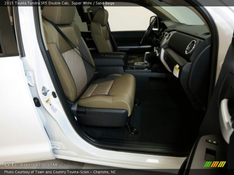 Super White / Sand Beige 2015 Toyota Tundra SR5 Double Cab