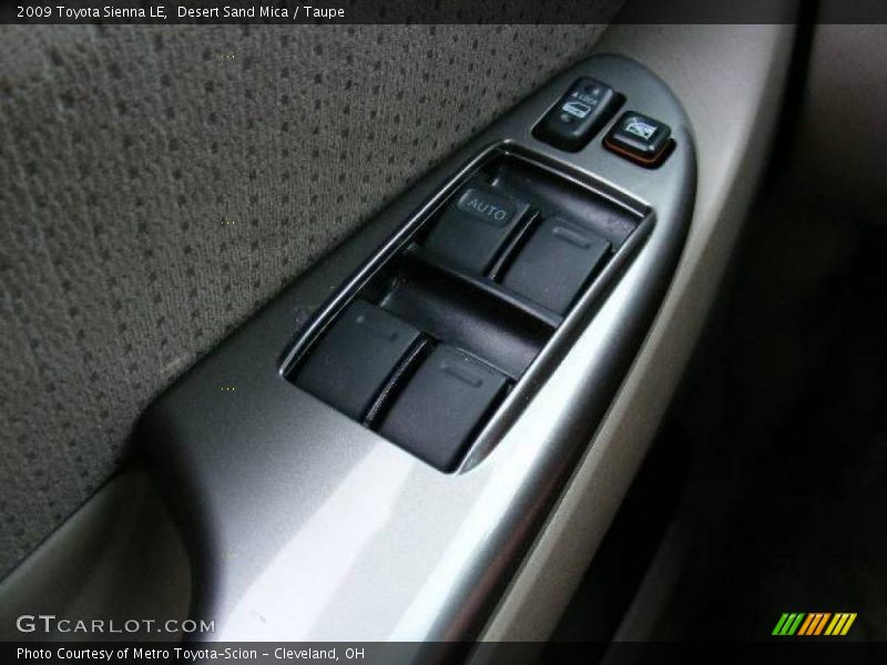 Desert Sand Mica / Taupe 2009 Toyota Sienna LE