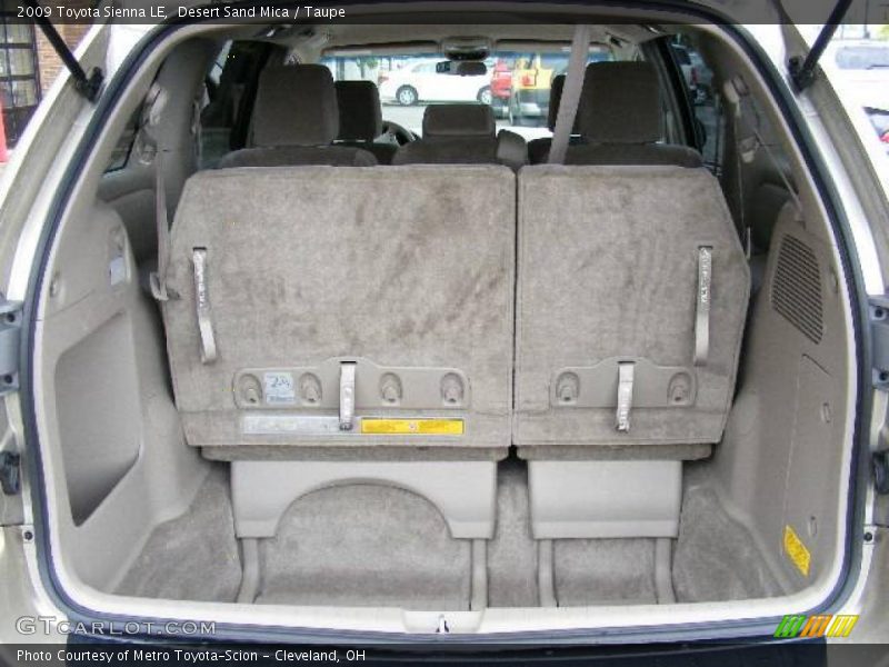 Desert Sand Mica / Taupe 2009 Toyota Sienna LE