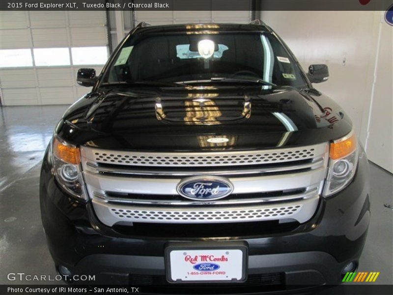 Tuxedo Black / Charcoal Black 2015 Ford Explorer XLT