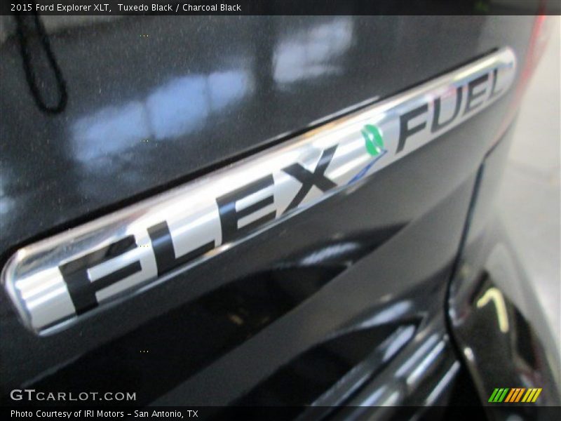 Tuxedo Black / Charcoal Black 2015 Ford Explorer XLT