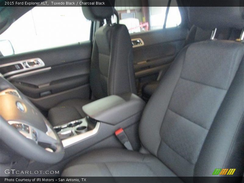 Tuxedo Black / Charcoal Black 2015 Ford Explorer XLT