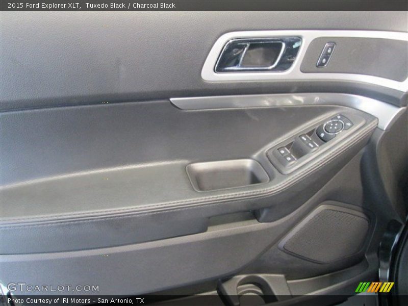Tuxedo Black / Charcoal Black 2015 Ford Explorer XLT