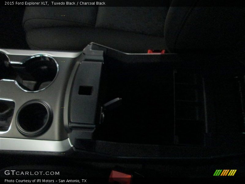 Tuxedo Black / Charcoal Black 2015 Ford Explorer XLT