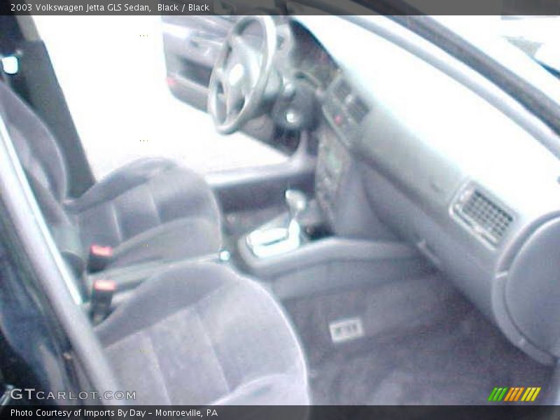 Black / Black 2003 Volkswagen Jetta GLS Sedan