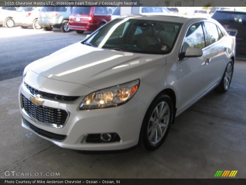 Iridescent Pearl Tricoat / Cocoa/Light Neutral 2015 Chevrolet Malibu LTZ