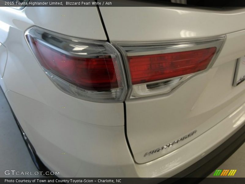 Blizzard Pearl White / Ash 2015 Toyota Highlander Limited