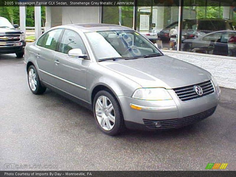Stonehenge Grey Metallic / Anthracite 2005 Volkswagen Passat GLX Sedan