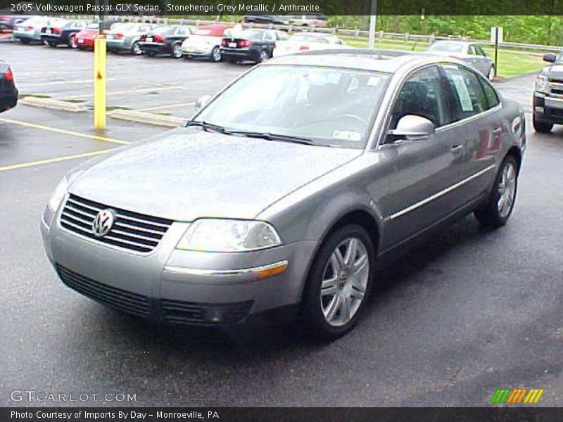 Stonehenge Grey Metallic / Anthracite 2005 Volkswagen Passat GLX Sedan