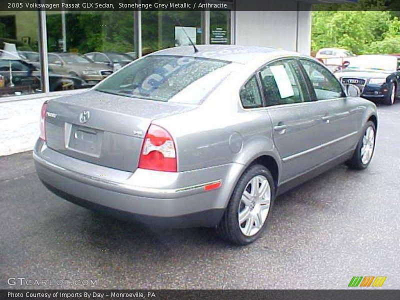 Stonehenge Grey Metallic / Anthracite 2005 Volkswagen Passat GLX Sedan