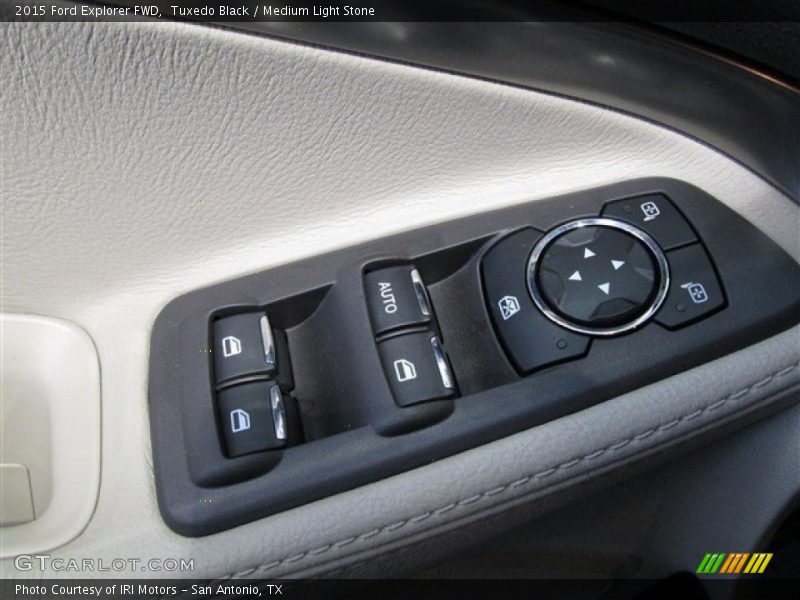 Tuxedo Black / Medium Light Stone 2015 Ford Explorer FWD