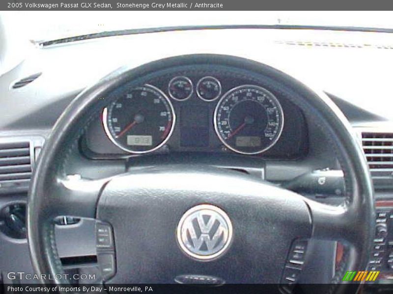 Stonehenge Grey Metallic / Anthracite 2005 Volkswagen Passat GLX Sedan