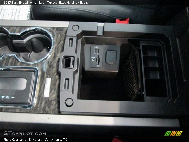 Tuxedo Black Metallic / Ebony 2015 Ford Expedition Limited