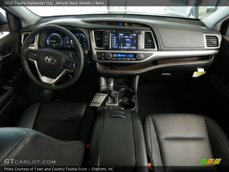 Dashboard of 2015 Highlander XLE