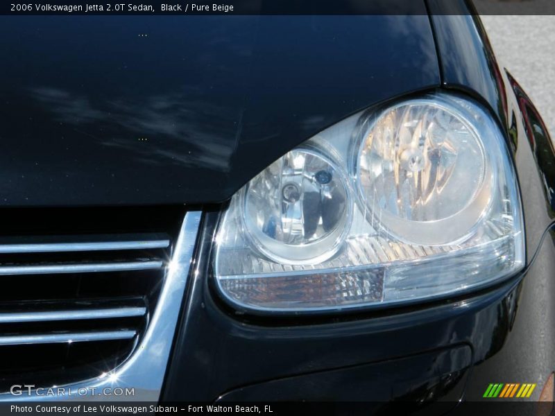 Black / Pure Beige 2006 Volkswagen Jetta 2.0T Sedan