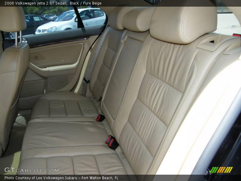 Black / Pure Beige 2006 Volkswagen Jetta 2.0T Sedan