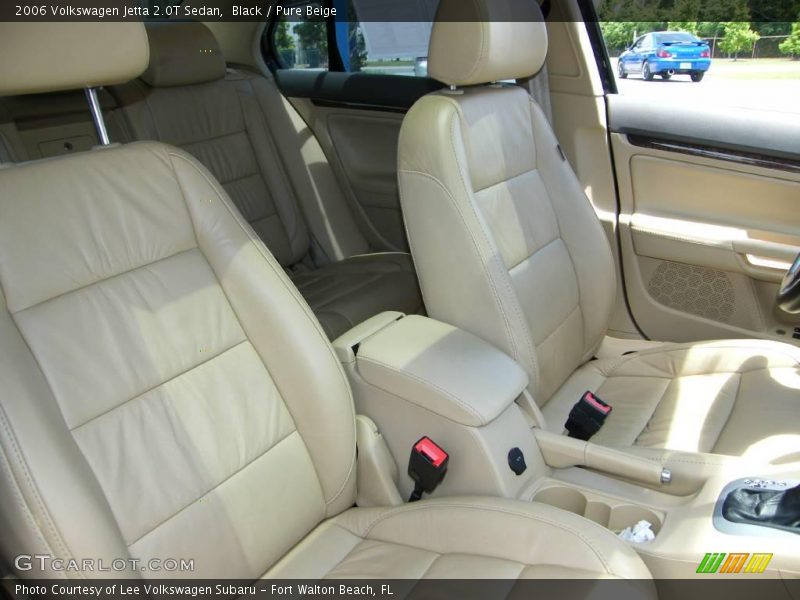 Black / Pure Beige 2006 Volkswagen Jetta 2.0T Sedan