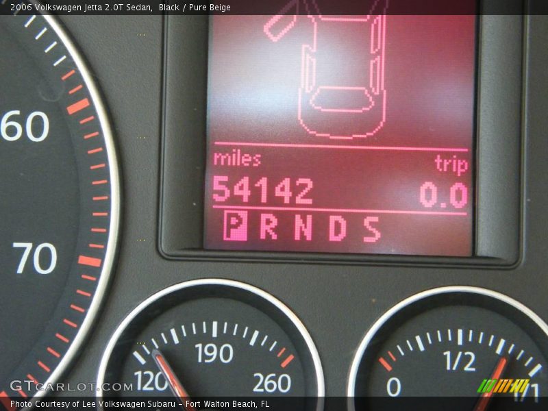 Black / Pure Beige 2006 Volkswagen Jetta 2.0T Sedan