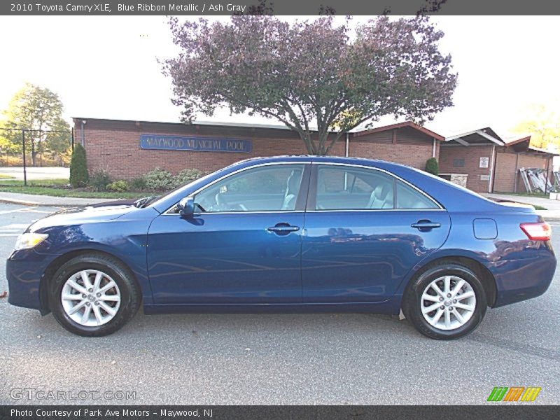 Blue Ribbon Metallic / Ash Gray 2010 Toyota Camry XLE