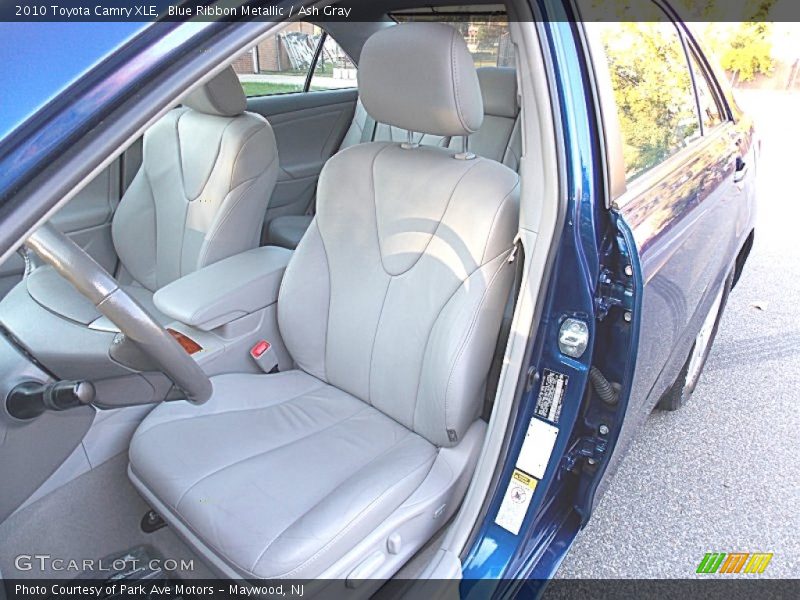 Blue Ribbon Metallic / Ash Gray 2010 Toyota Camry XLE