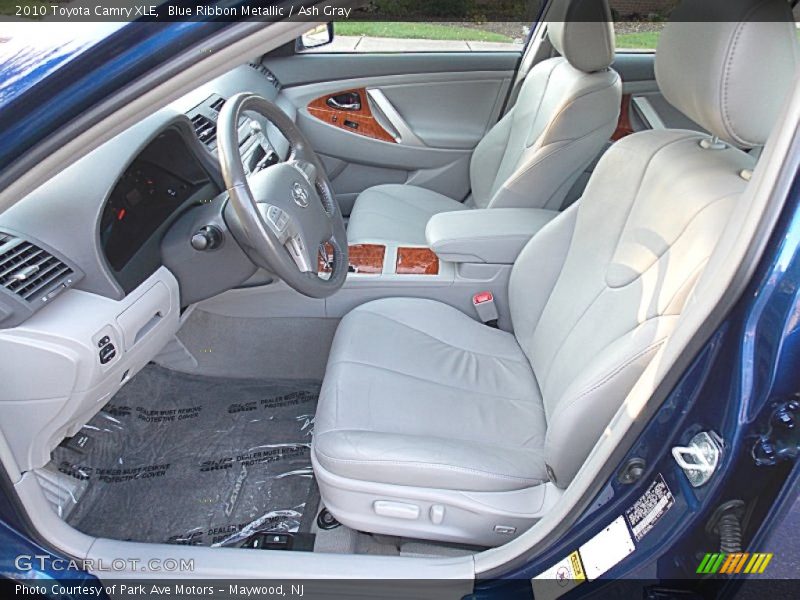 Blue Ribbon Metallic / Ash Gray 2010 Toyota Camry XLE